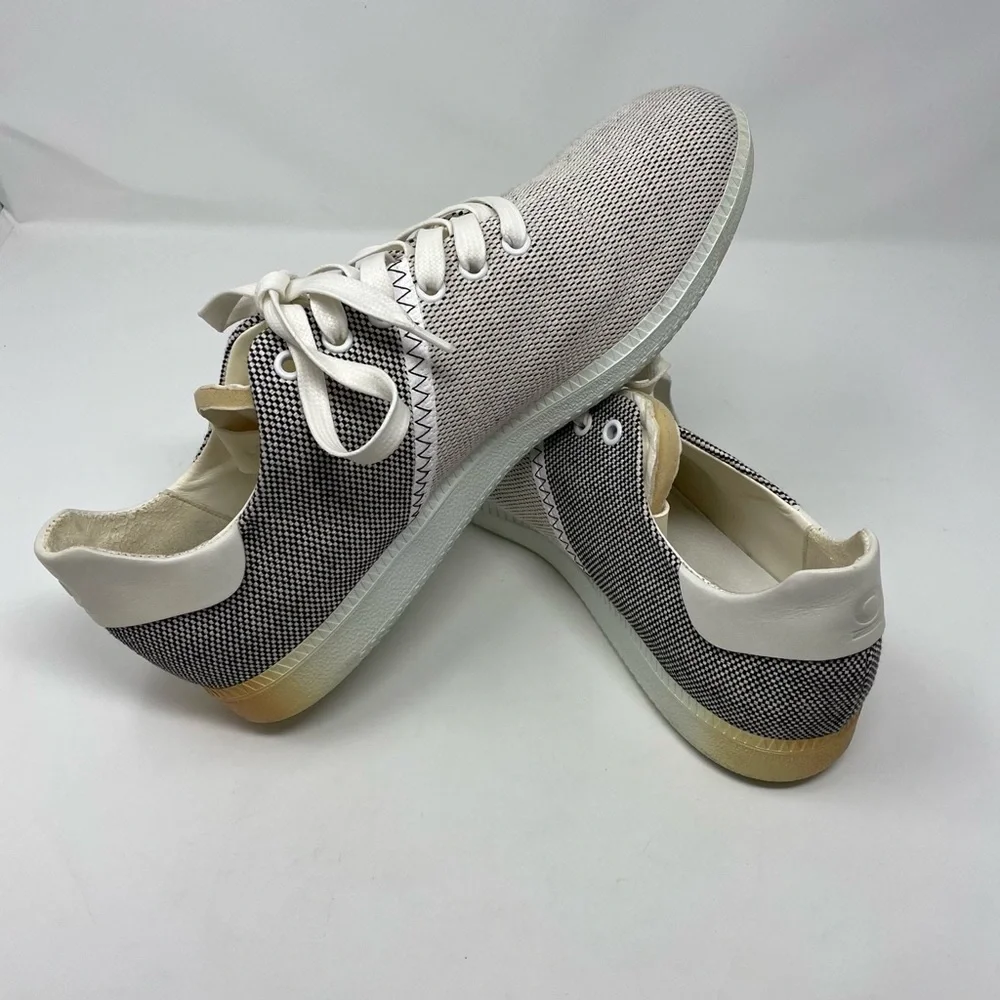 Bravo Stylish Gray and White Men's Casual Shoes Size 11